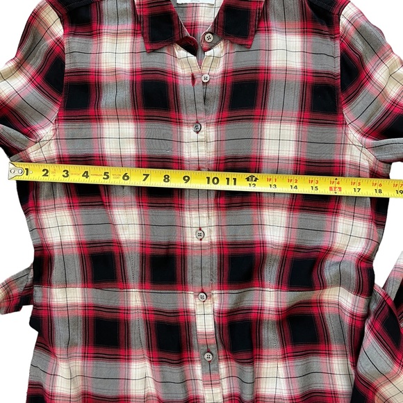 UNTUCKIt Plaid Rachel Wrap Dress in Red and Black Plaid, Size XS - Picture 9 of 15
